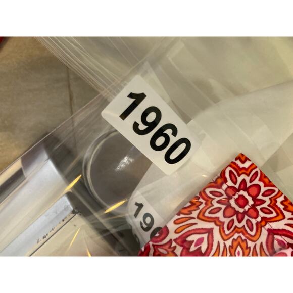 Lands End Top Large Petite Long Sleeve Active Performance Golf Geometri Shirt LP - Picture 11 of 12